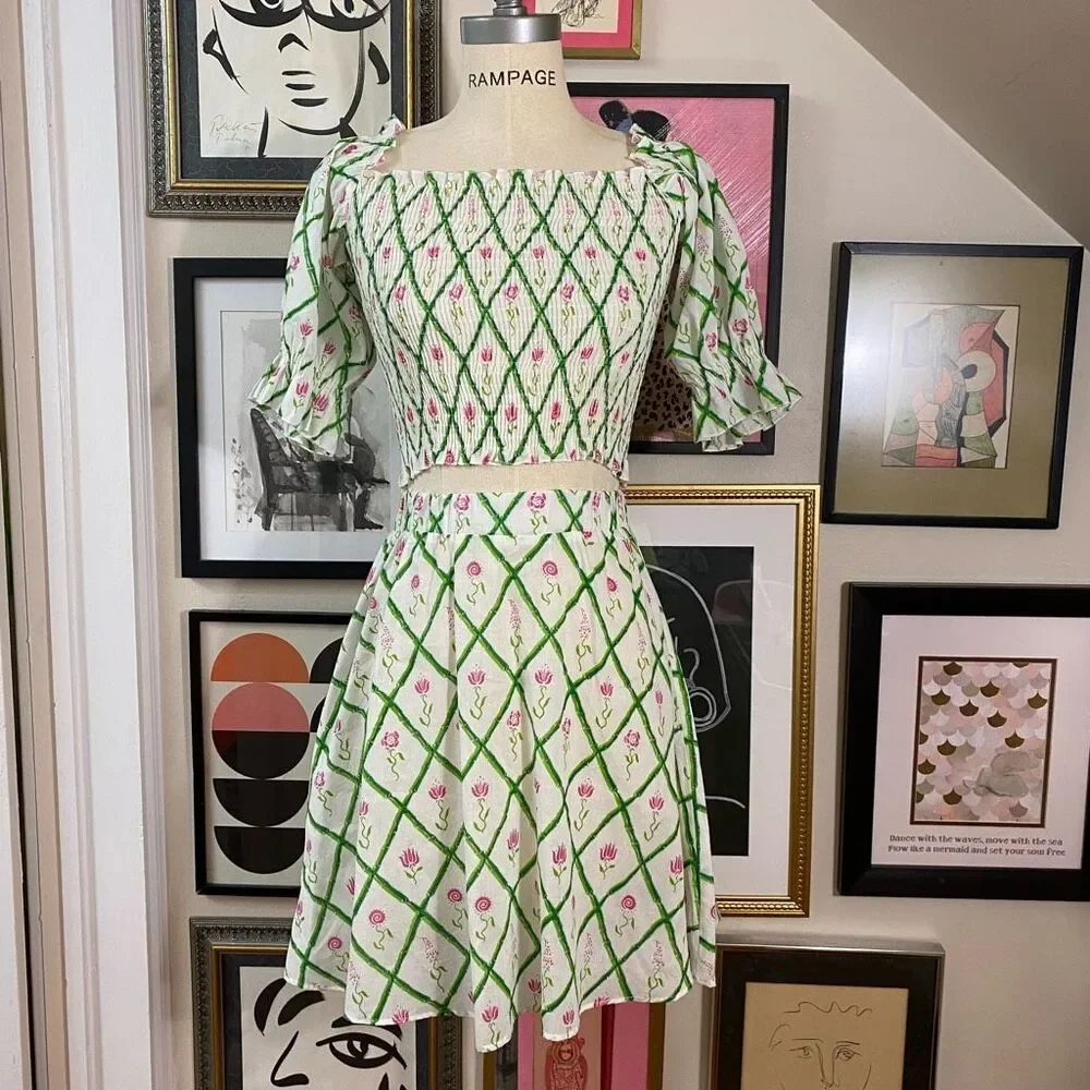 Mary Marshmallow Women’s Size Small Crop Top and Skirt Set Green 2 Piece Set - Picture 3 of 8